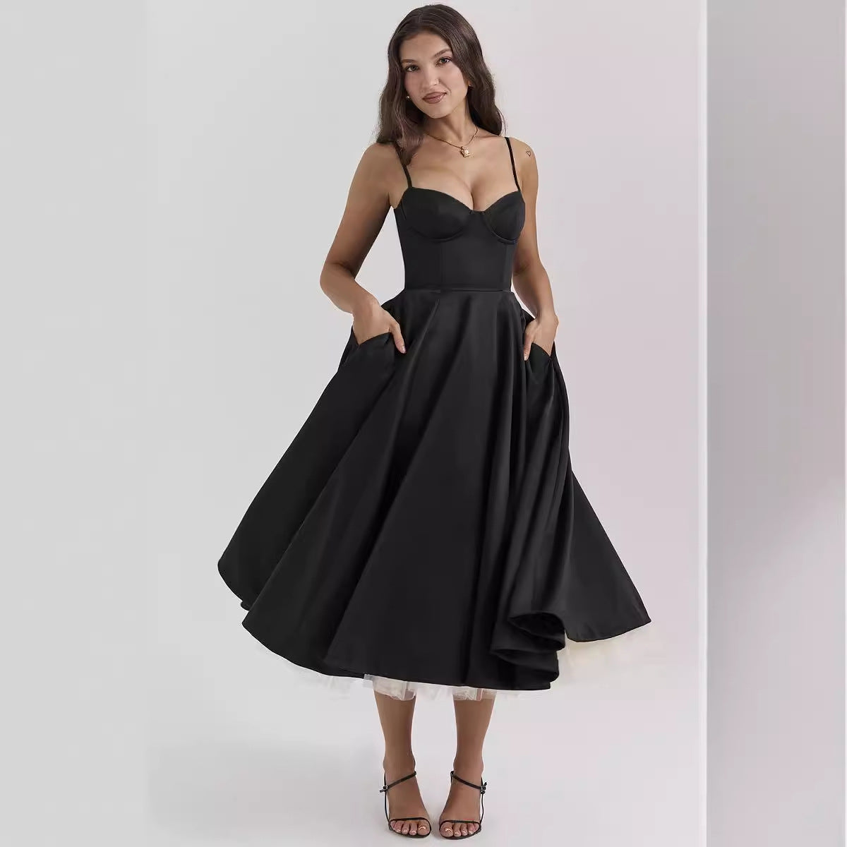 Romantisches Sommer Midi Kleid