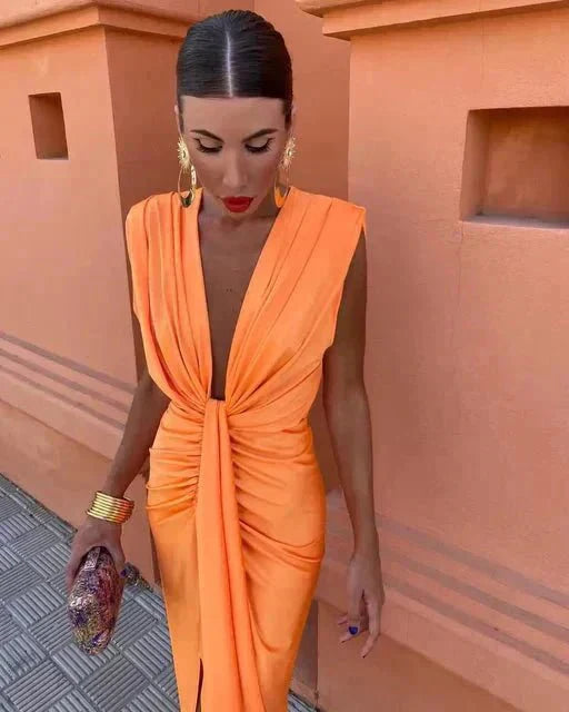 Elegantes Drapé-Kleid mit Taillenband