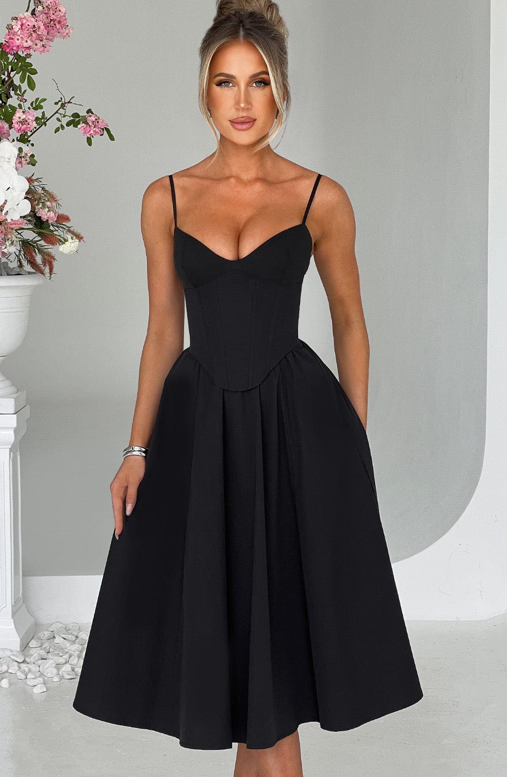 Elegantes Midi Kleid im Corset Stil