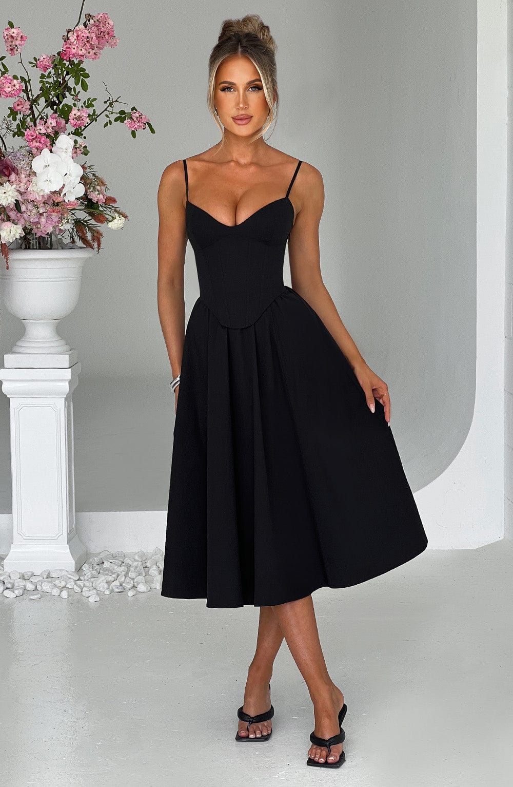 Elegantes Midi Kleid im Corset Stil